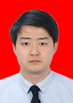 伍亮.png